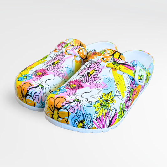 Socas de enfermagem coloridas com padrão floral, leves e confortáveis, perfeitas para enfermeiros, médicas, auxiliares e profissionais de saúde que procuram estilo e praticidade no trabalho.