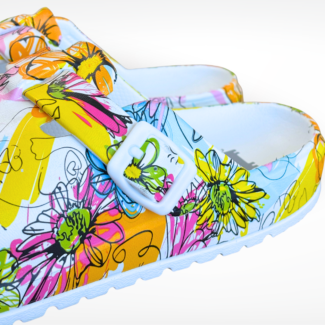 Socas de enfermagem coloridas com padrão floral, leves e confortáveis, perfeitas para enfermeiros, médicas, auxiliares e profissionais de saúde que procuram estilo e praticidade no trabalho.